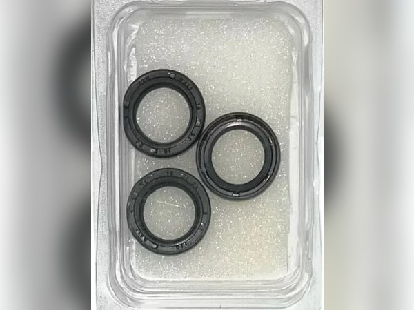 Комплект масляных уплотнений насоса MM, PM (3 порш.) Комплект масляных уплотнений насоса MM, PM (3 порш.)